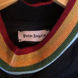 🌈🌈🌈rainbow black shirt